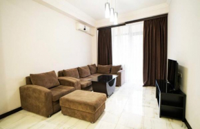 LUXURY Spacious 2 bedroom 2BATHROOM Apt , New Building,Free Parking+ Open Balcony